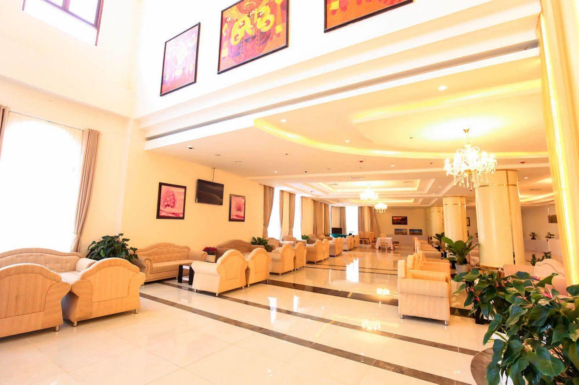Bavico Plaza Hotel Da Lat Exterior photo