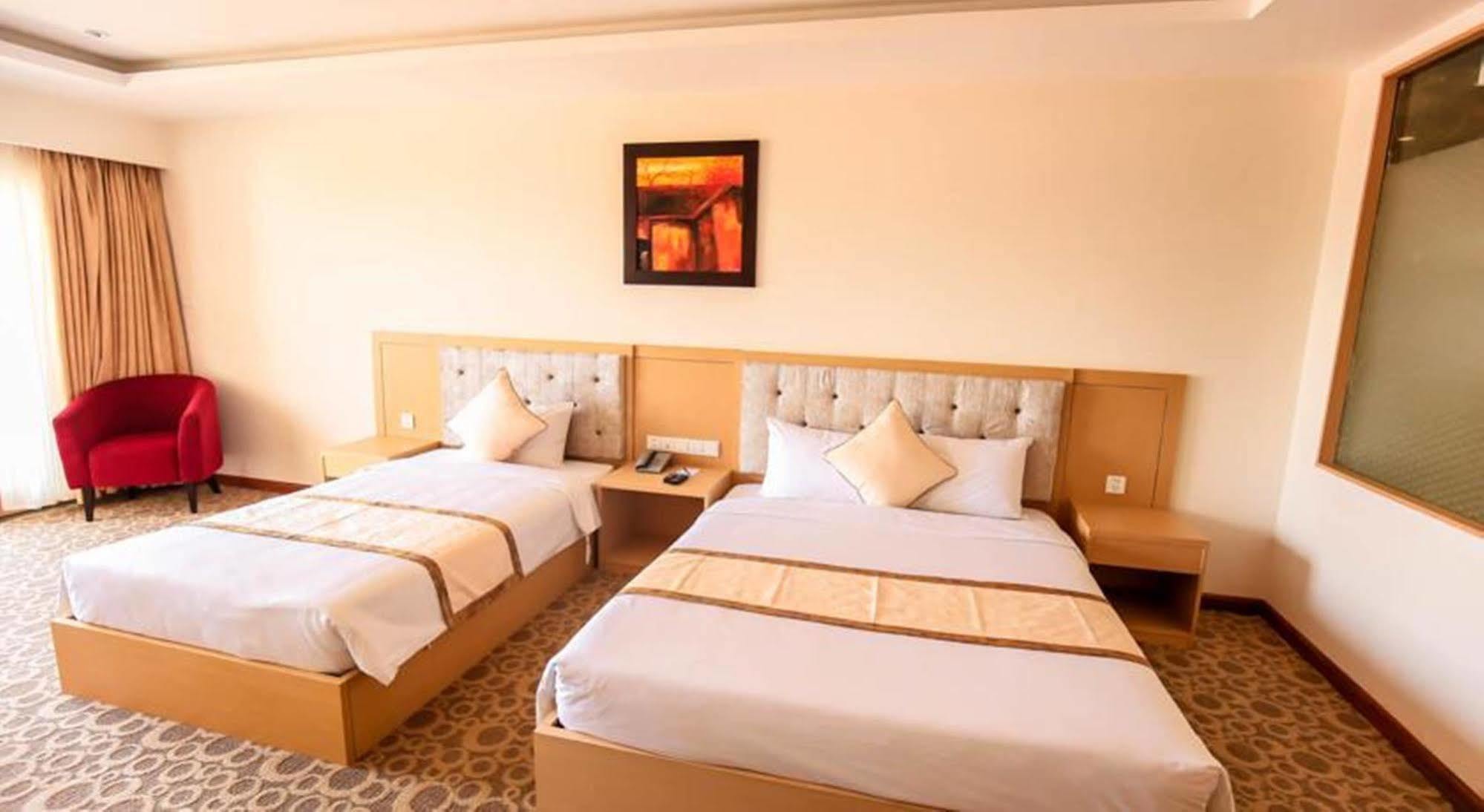 Bavico Plaza Hotel Da Lat Exterior photo